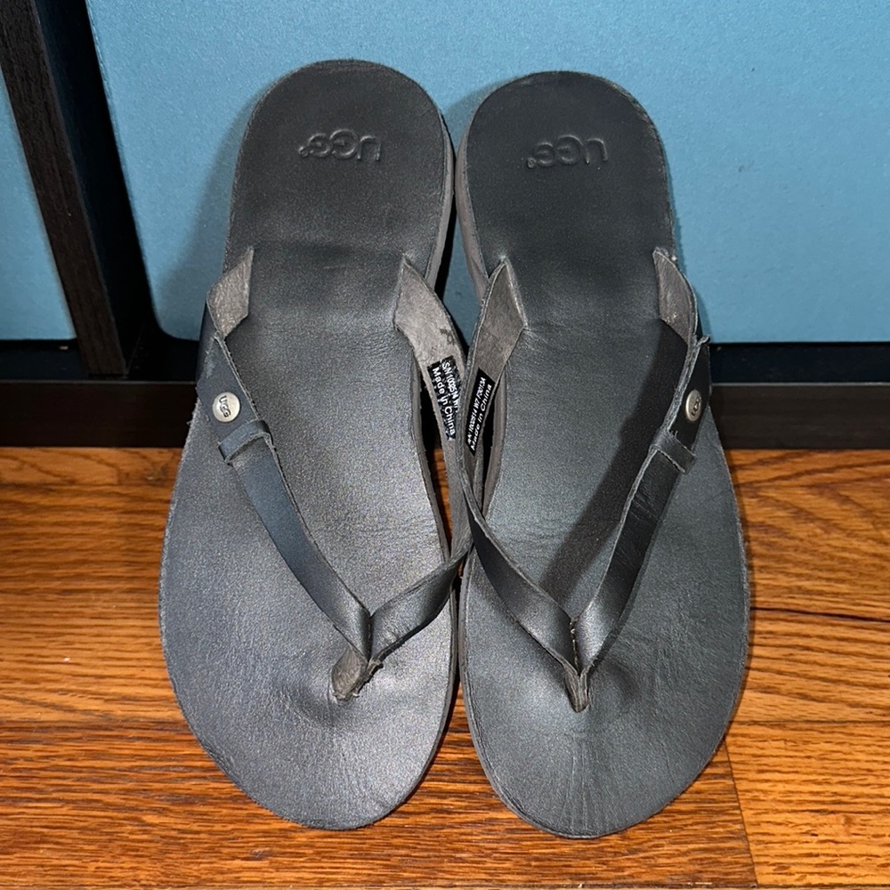 UGG Flip Flops